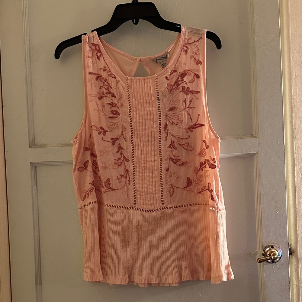 Lucky Brand Floral Embroidered Peach Sleeveless Top